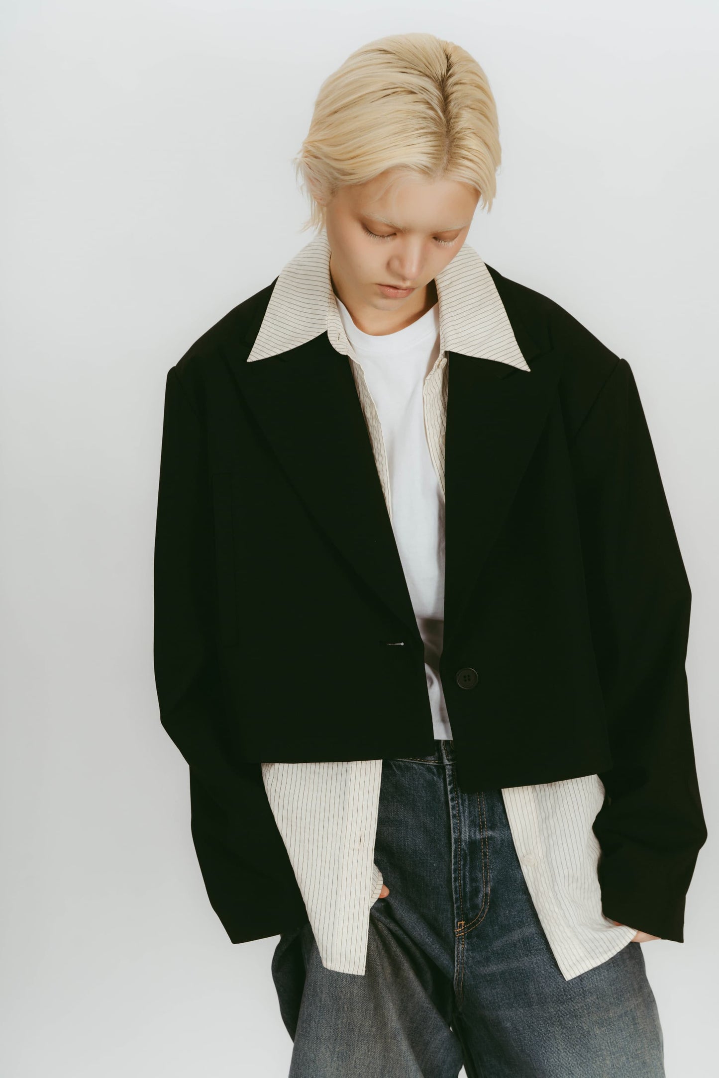 OVER SHOULDER JACKET / BLACK