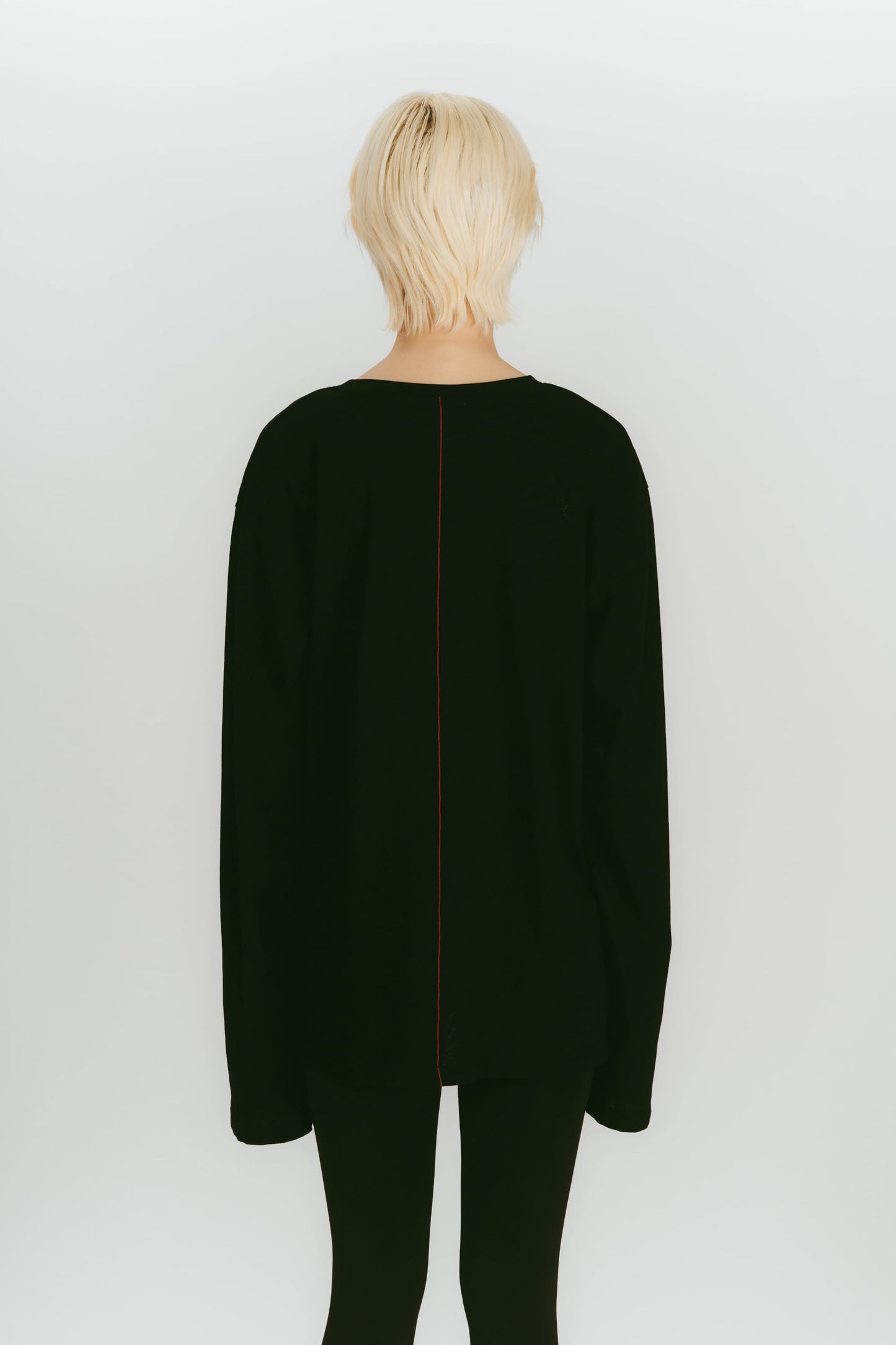 BACKLINE LOOSE TOPS / BLACK