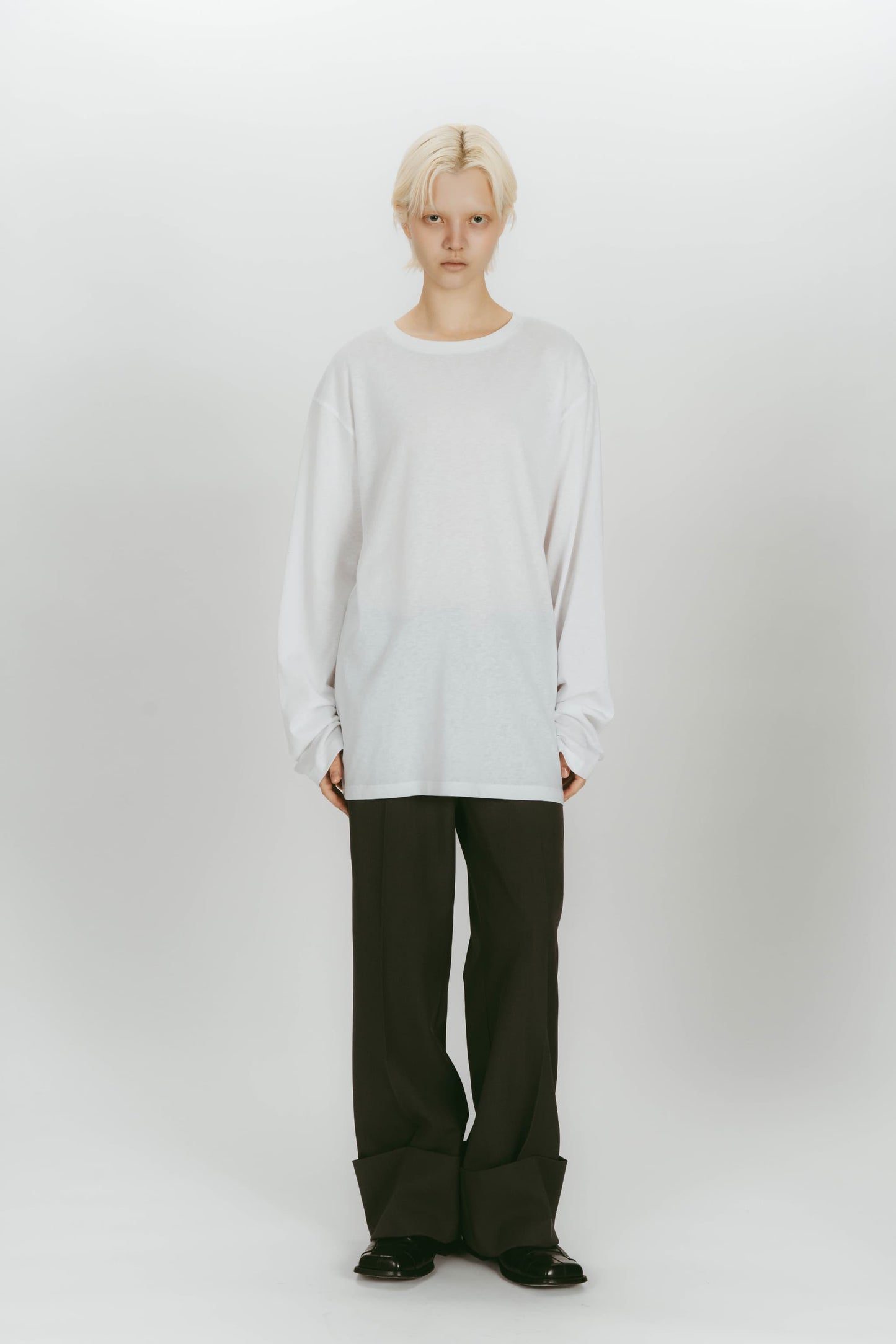 BACKLINE LOOSE TOPS / WHITE