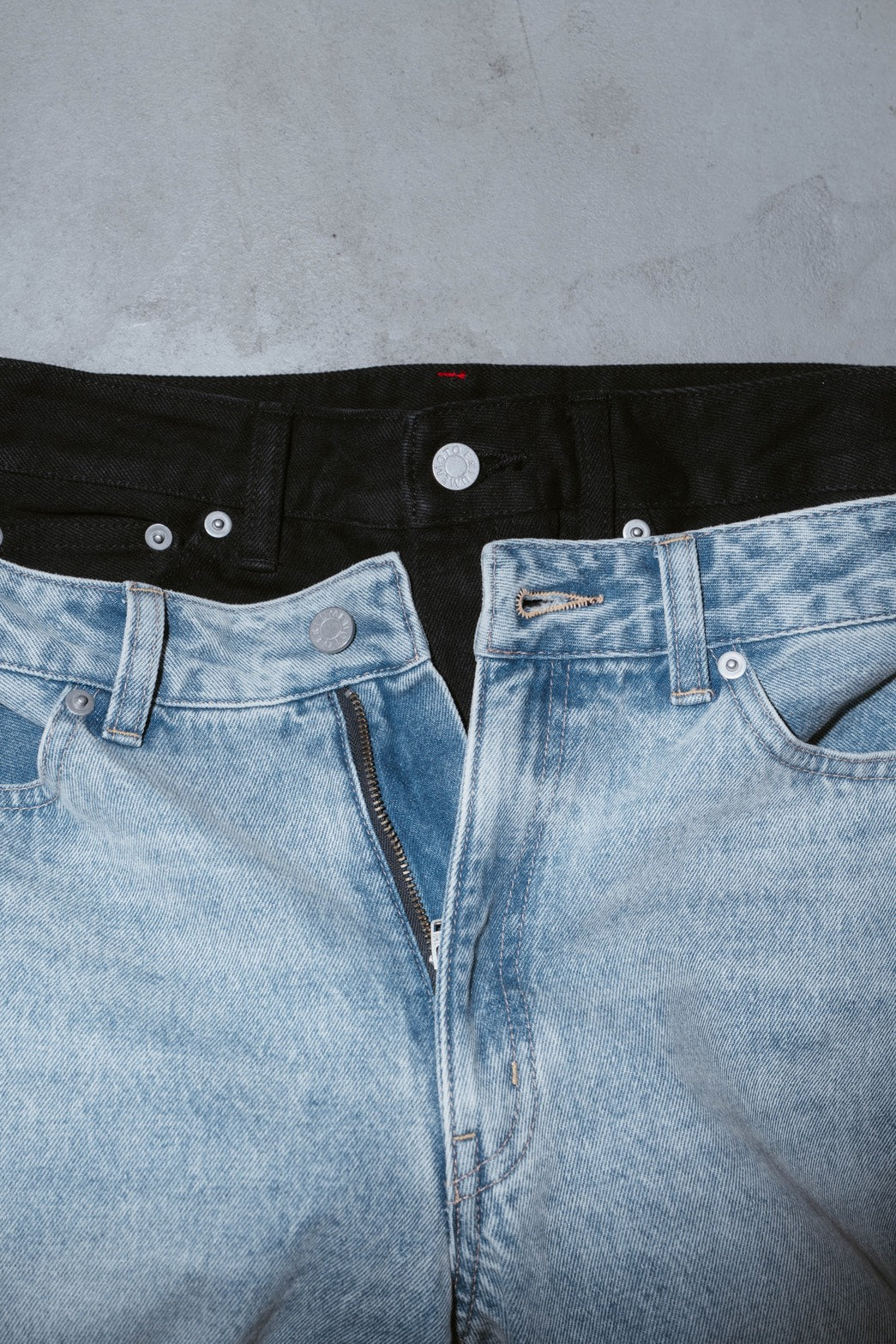 WIDE STRAIGHT DENIM PANTS