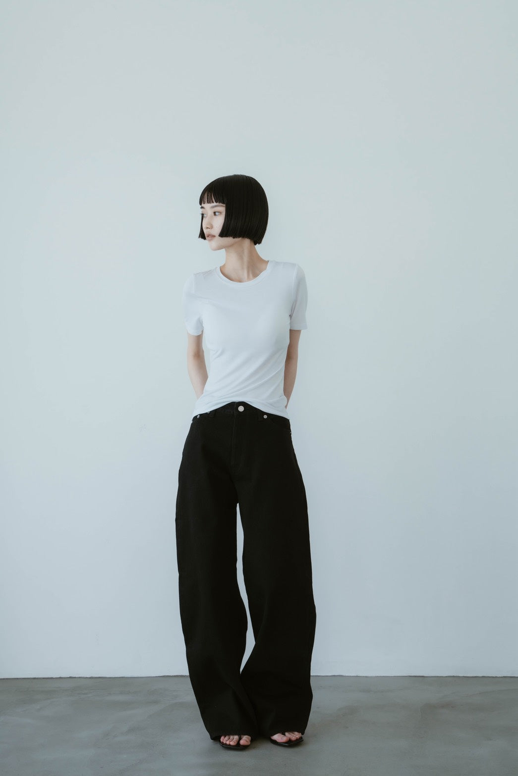 WIDE STRAIGHT DENIM PANTS