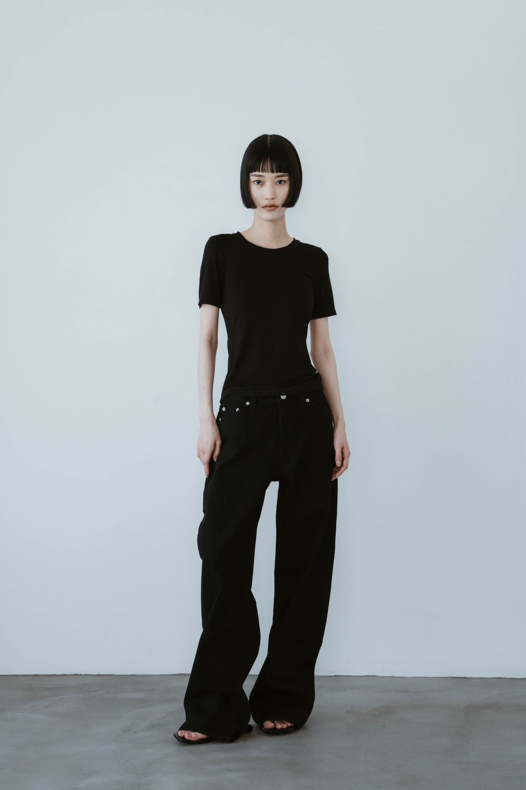WIDE STRAIGHT DENIM PANTS
