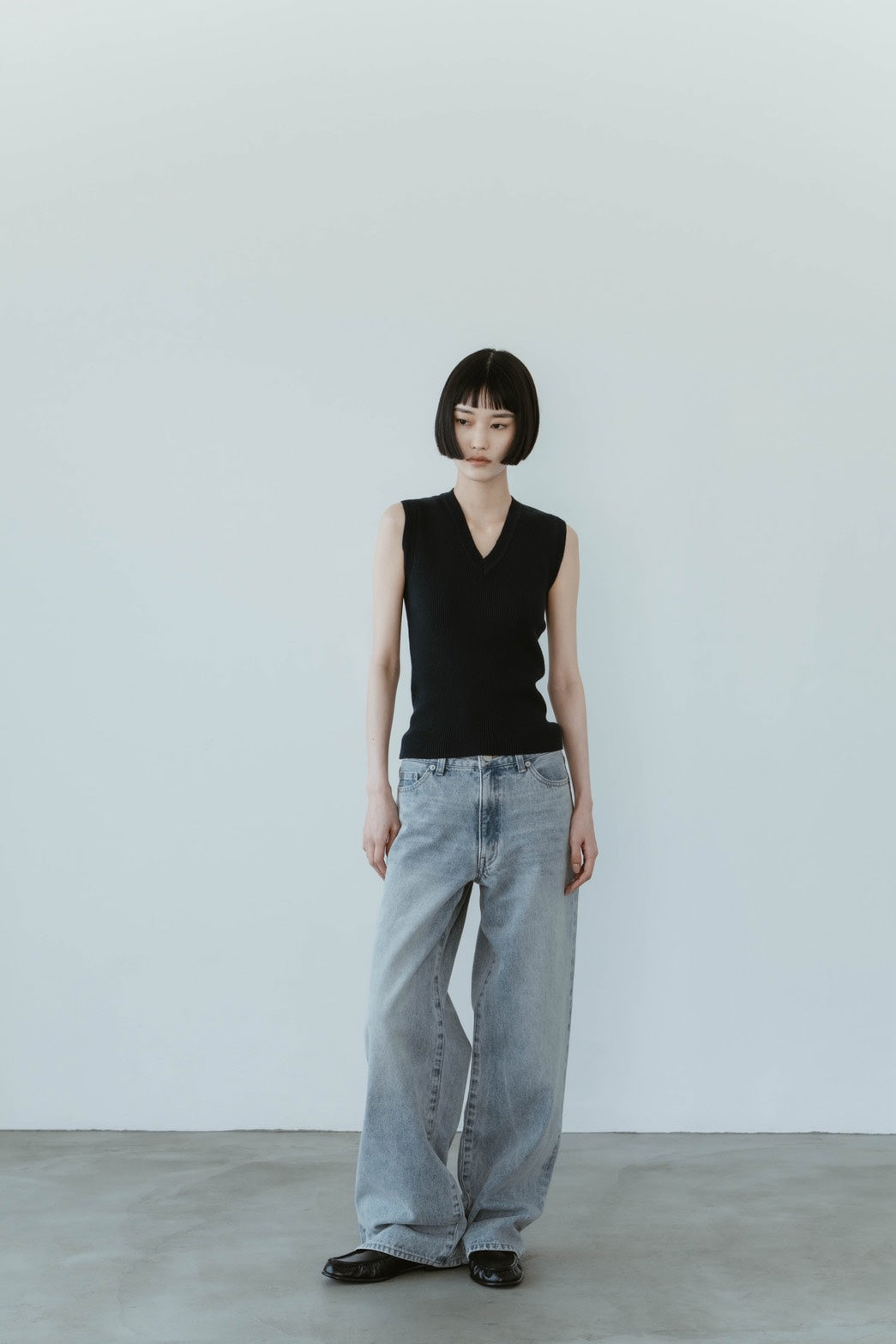 WIDE STRAIGHT DENIM PANTS