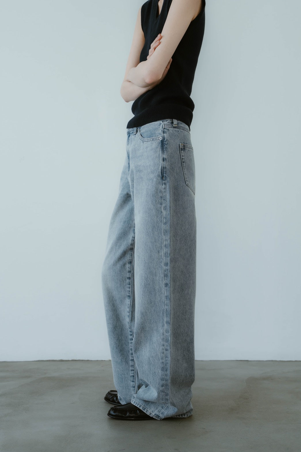 WIDE STRAIGHT DENIM PANTS
