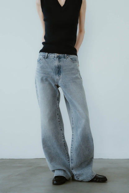 WIDE STRAIGHT DENIM PANTS