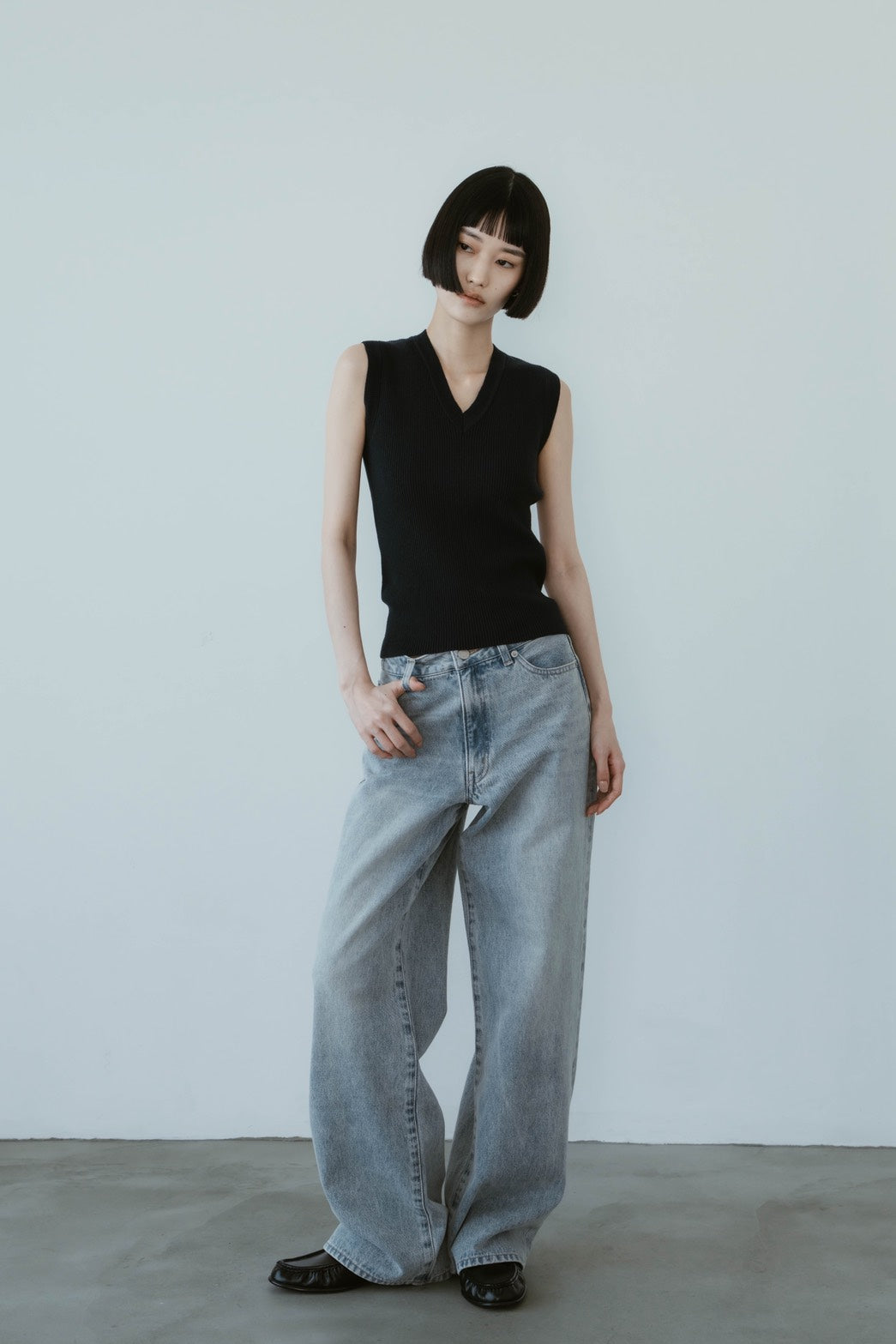WIDE STRAIGHT DENIM PANTS