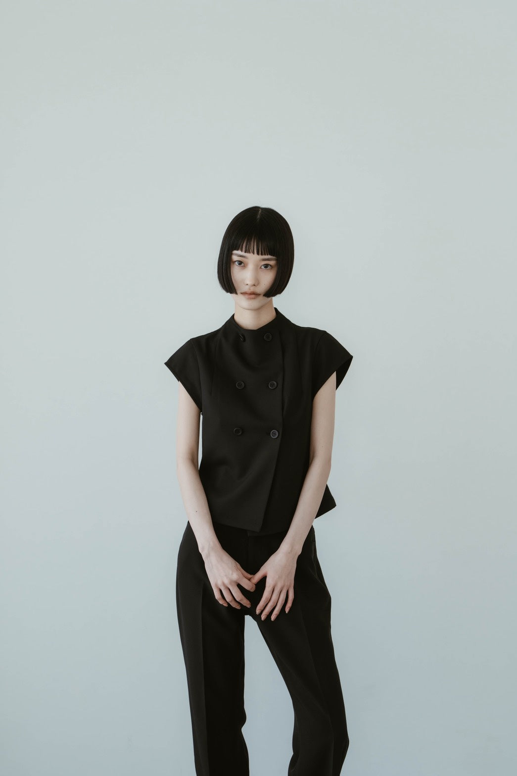 2WAY SLEEVELESS BUTTON VEST