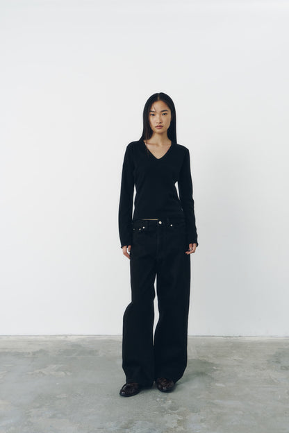 ROUND V NECK KNIT/BLACK