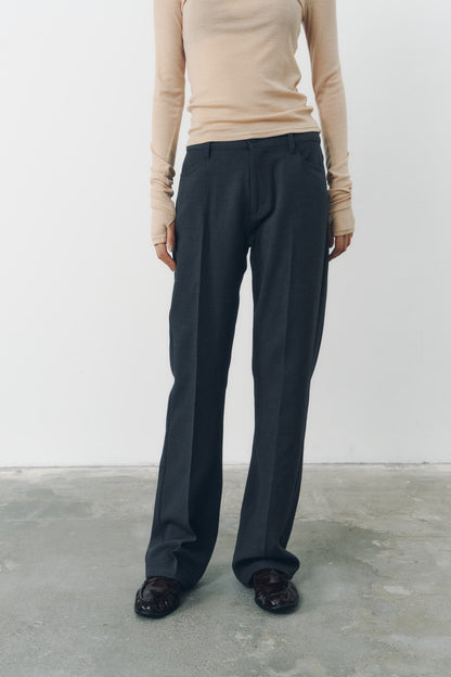 CENTER PRESS PANTS/GRAY