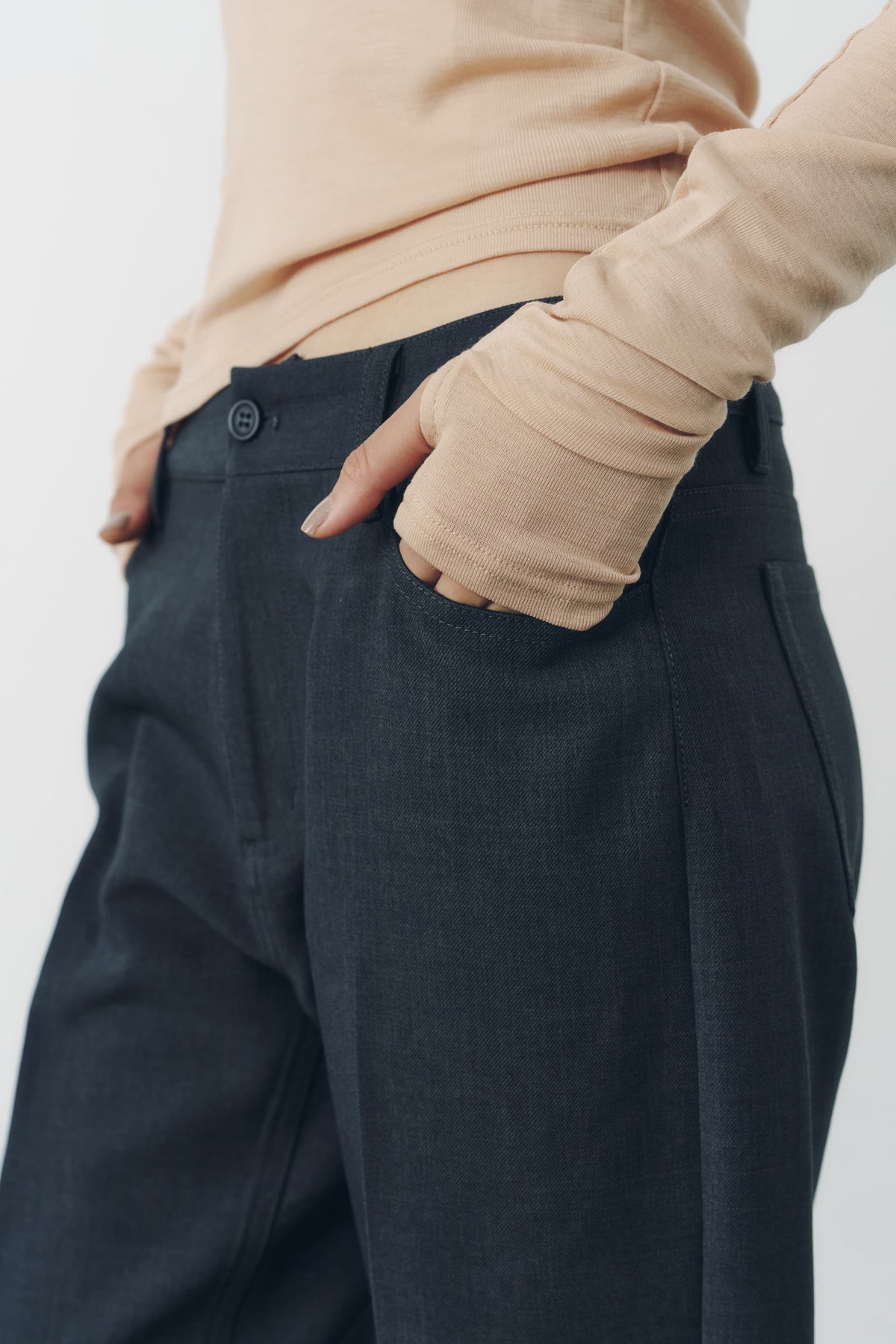 CENTER PRESS PANTS/GRAY