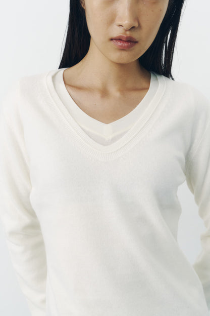ROUND V NECK KNIT/IVORY