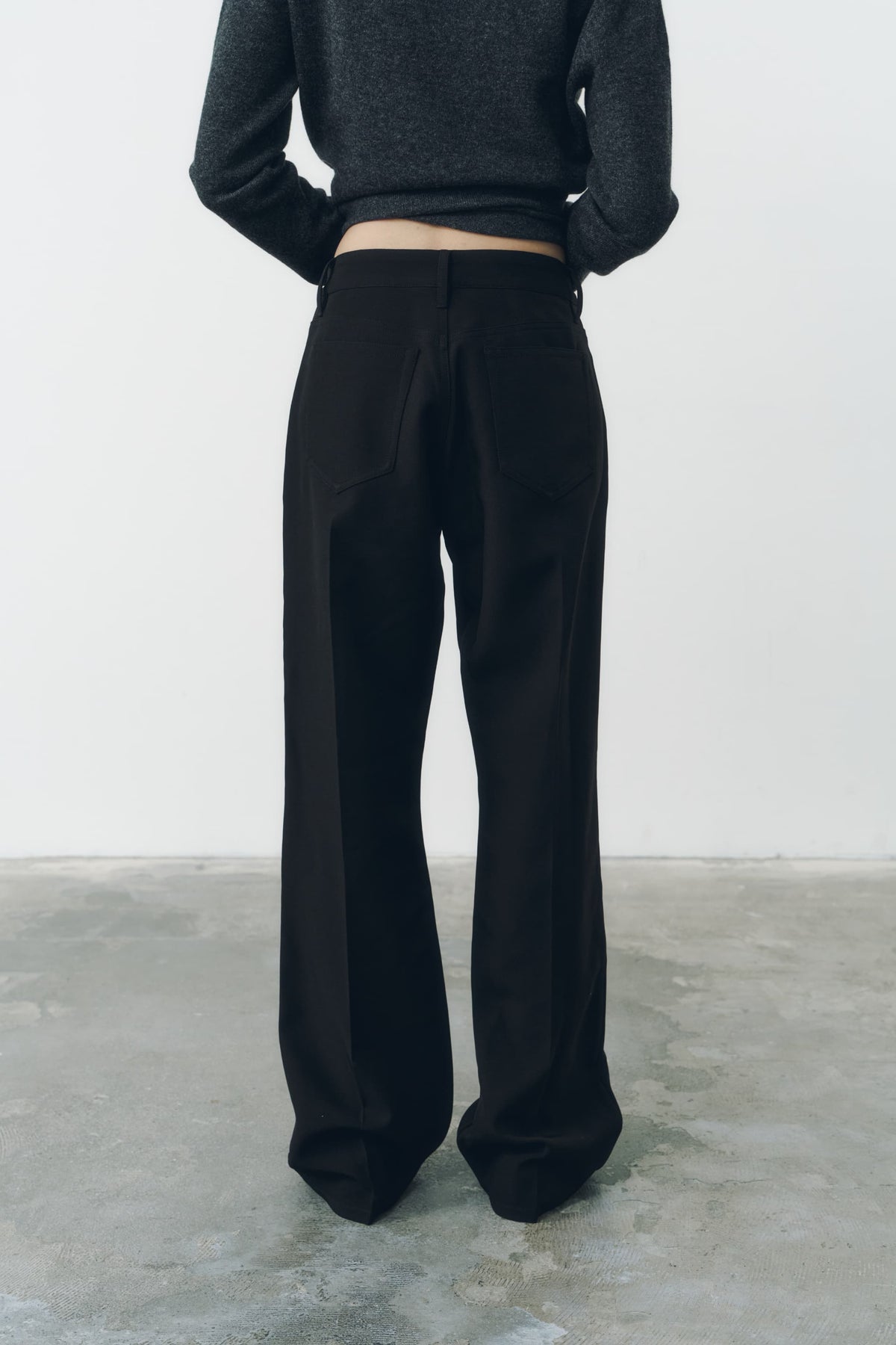 CENTER PRESS PANTS/BLACK