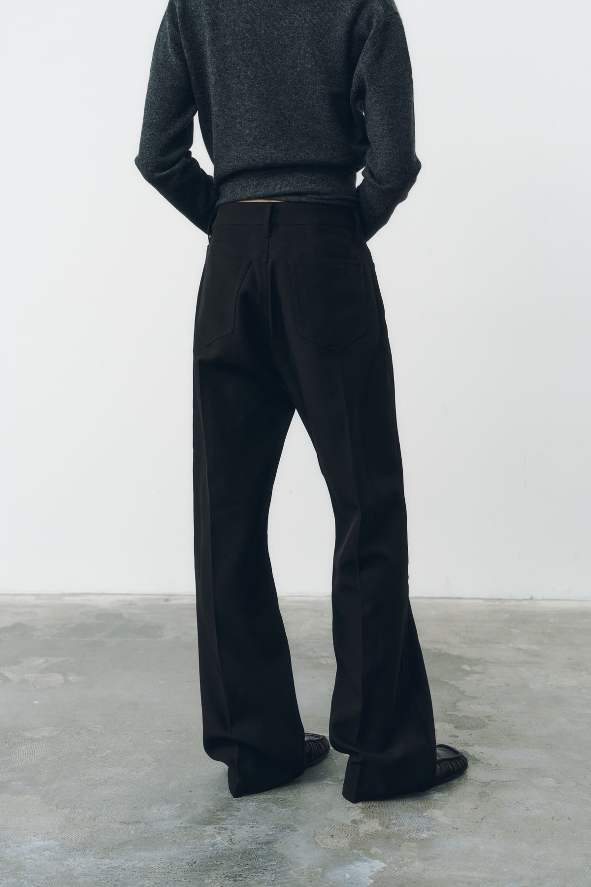 CENTER PRESS PANTS/BLACK
